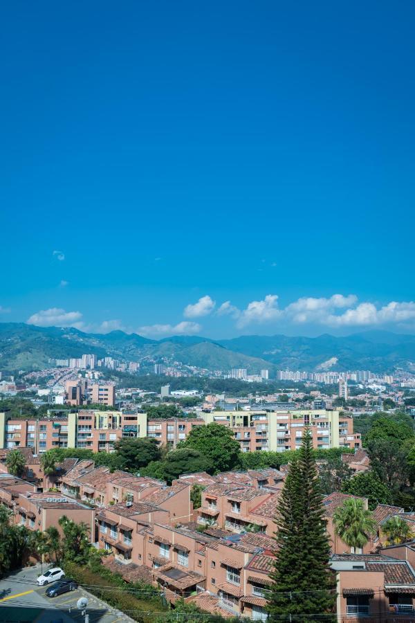 Aptos Alcazar Oviedo By Housy Host 메딜린 외부 사진