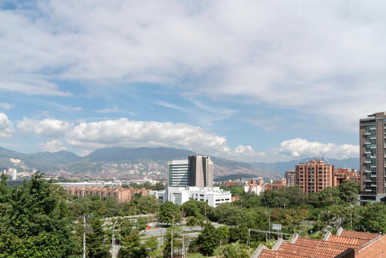 Aptos Alcazar Oviedo By Housy Host 메딜린 외부 사진