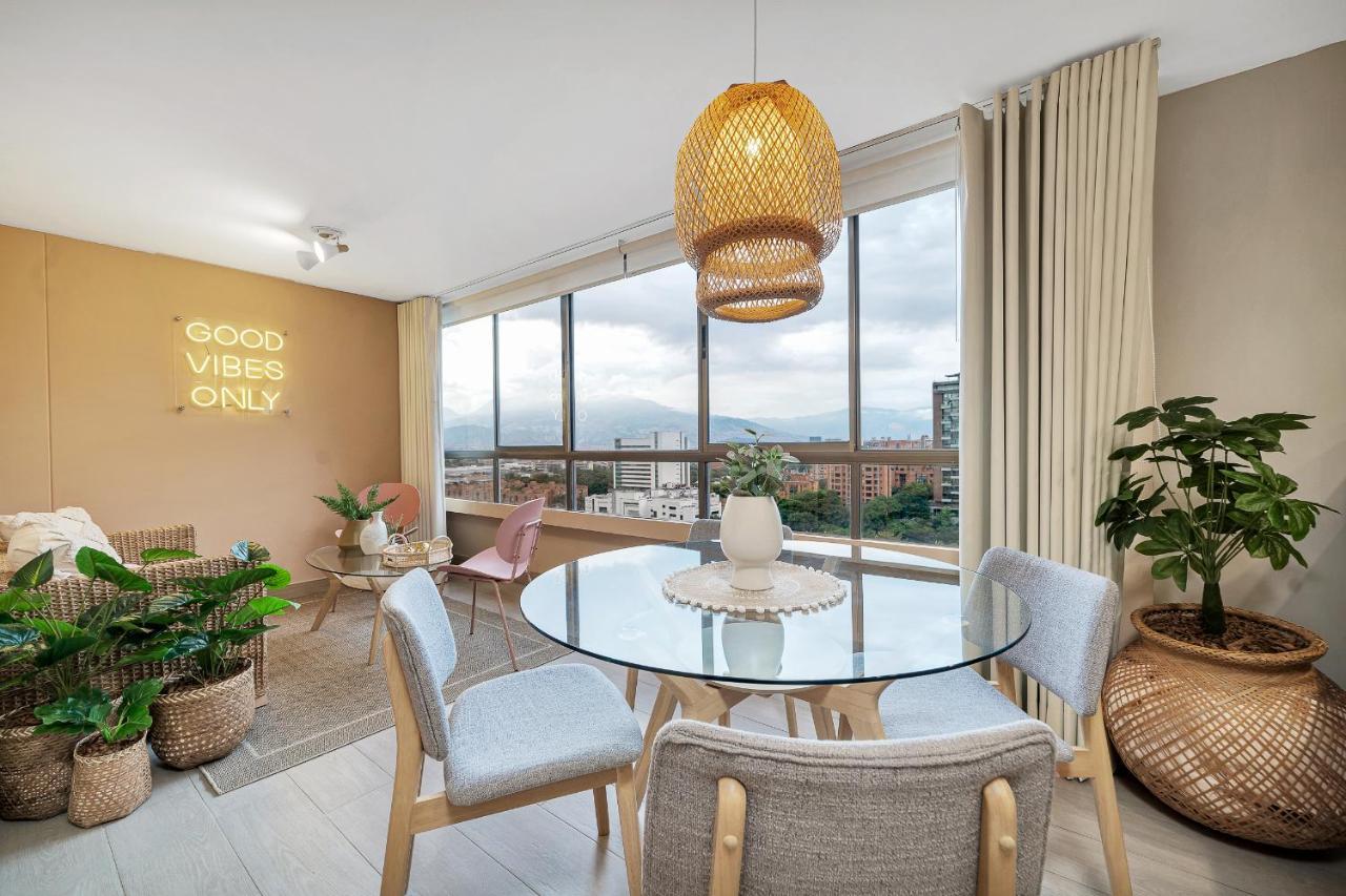 Aptos Alcazar Oviedo By Housy Host 메딜린 외부 사진