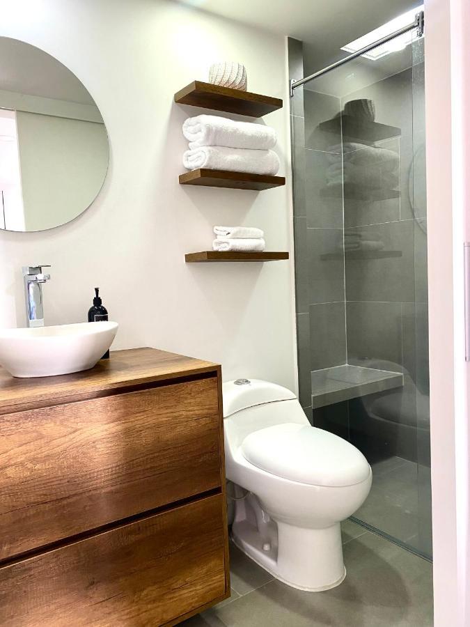 Aptos Alcazar Oviedo By Housy Host 메딜린 외부 사진