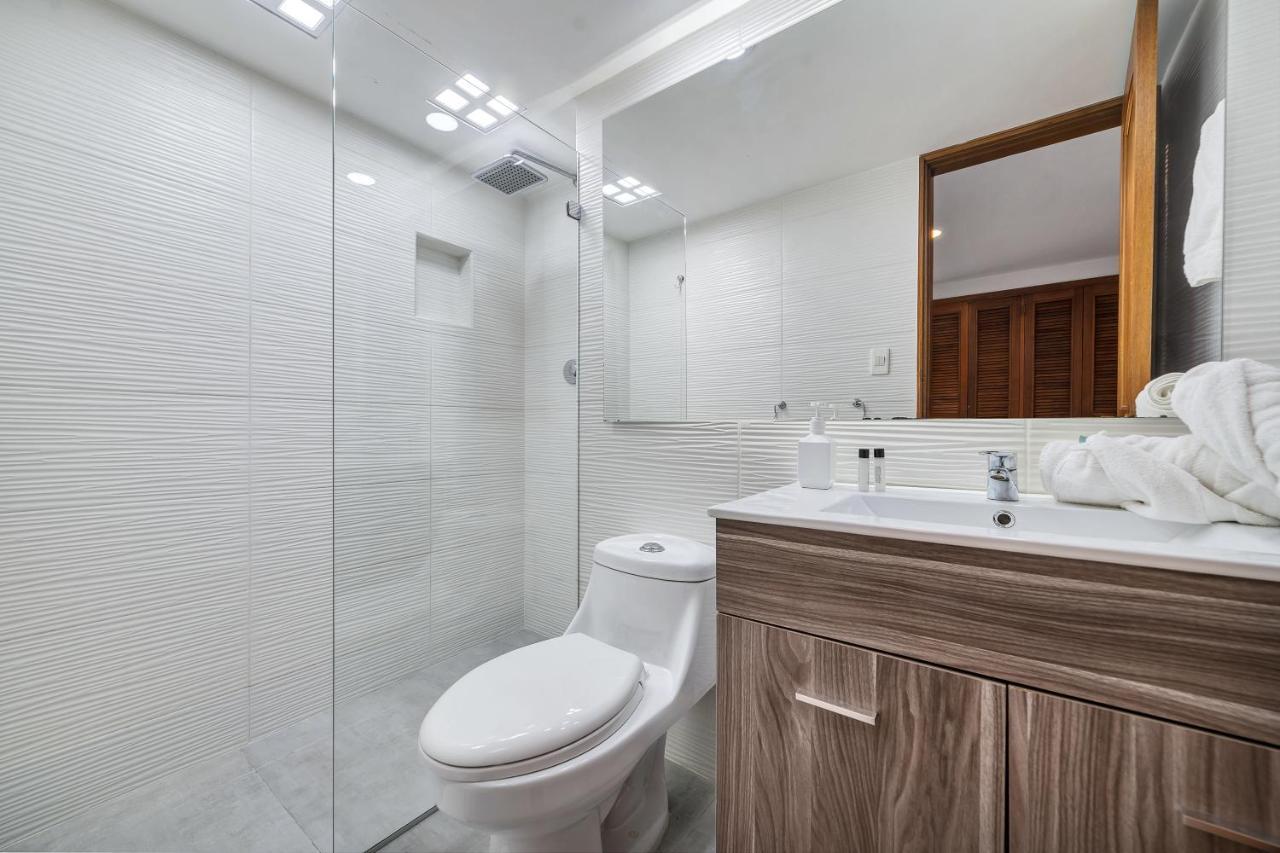 Aptos Alcazar Oviedo By Housy Host 메딜린 외부 사진