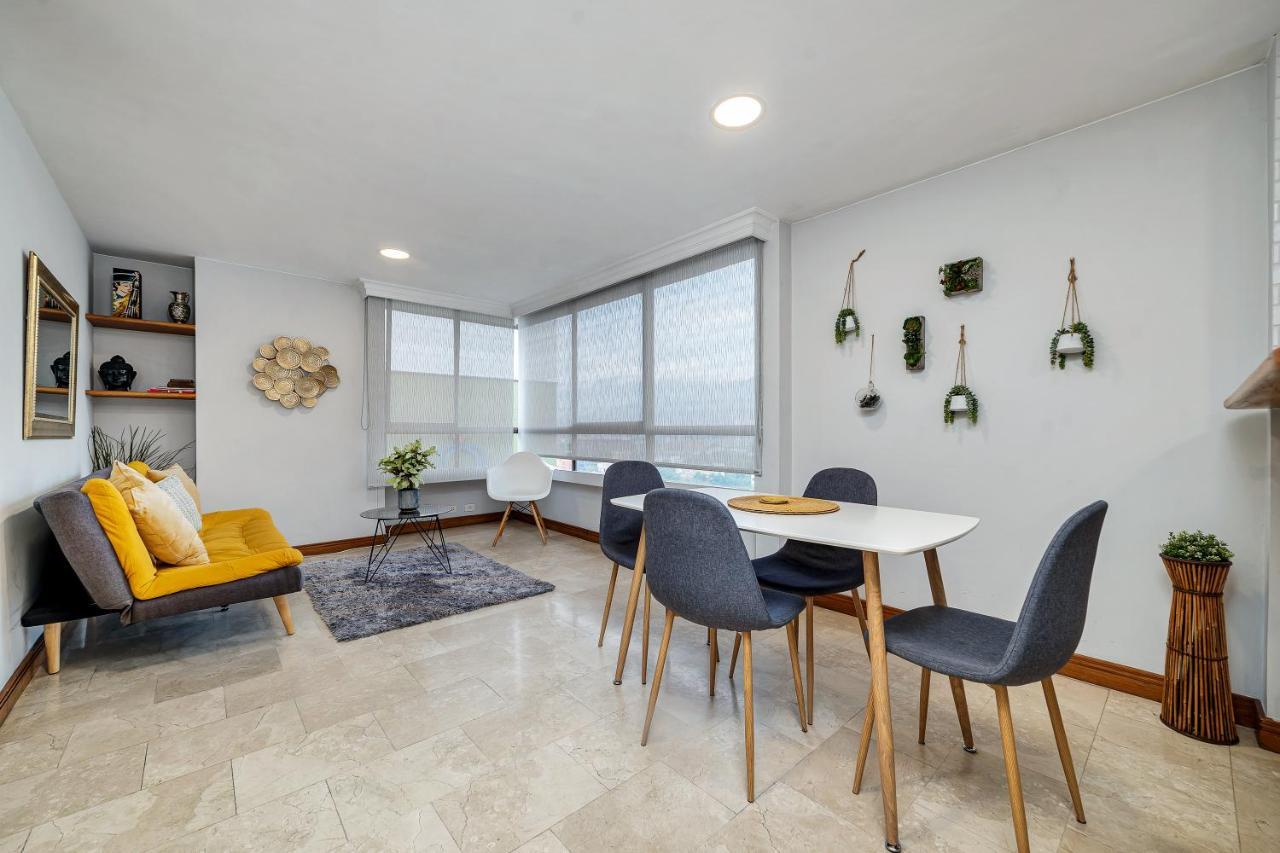 Aptos Alcazar Oviedo By Housy Host 메딜린 외부 사진