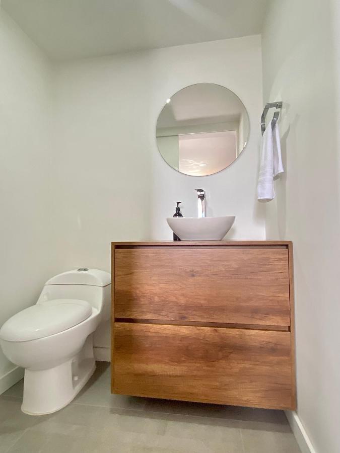 Aptos Alcazar Oviedo By Housy Host 메딜린 외부 사진